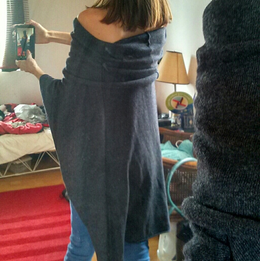 ~SOLD~ NWOT love Stitch off-shoulder poncho - Picture 4 of 4